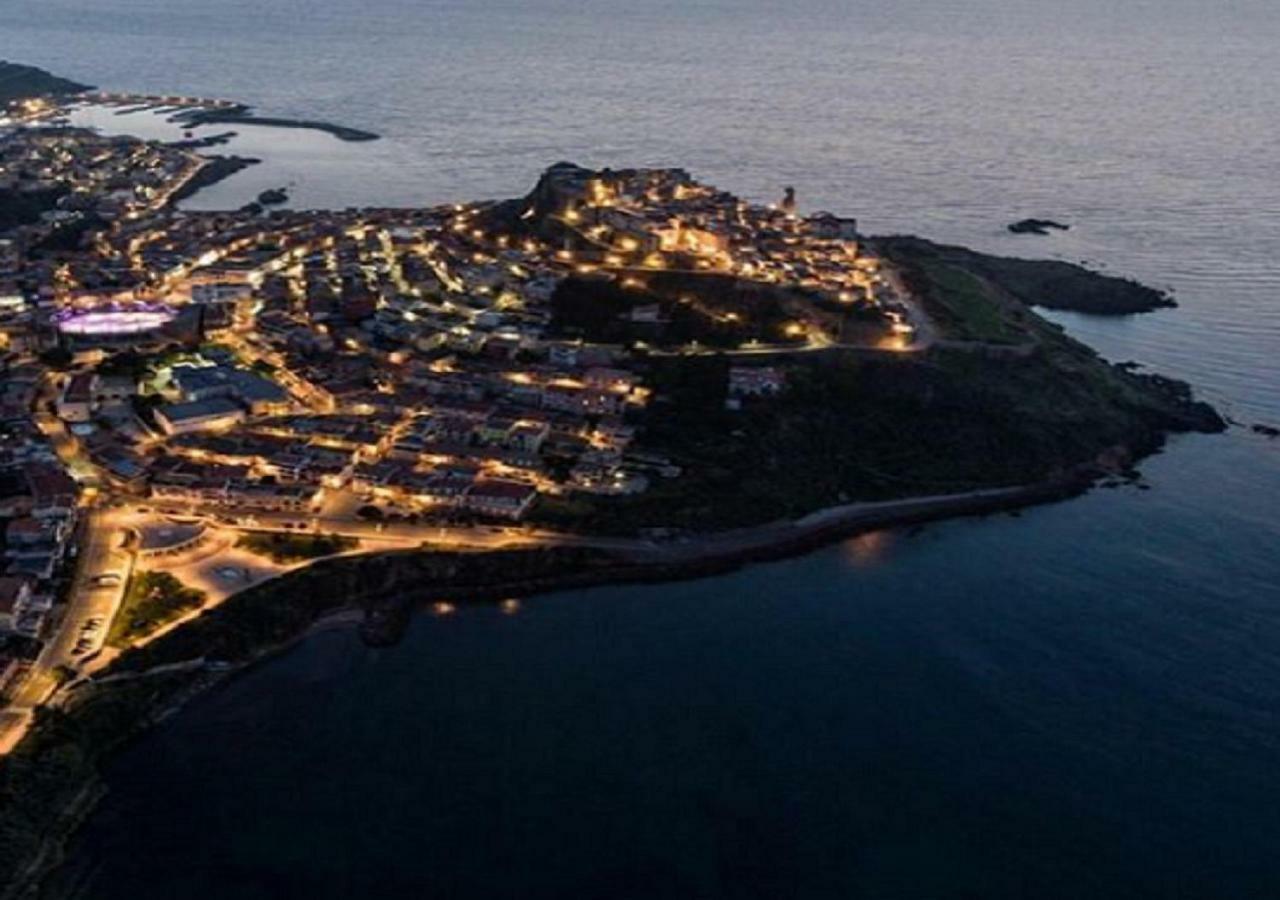 Apartamento La Bella Vista Castelsardo Exterior foto