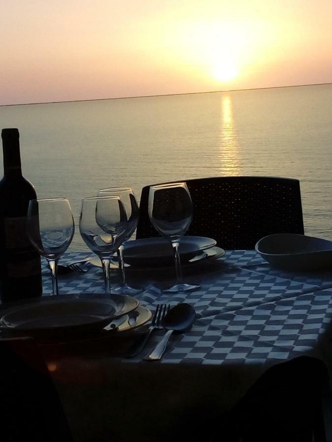 Apartamento La Bella Vista Castelsardo Exterior foto