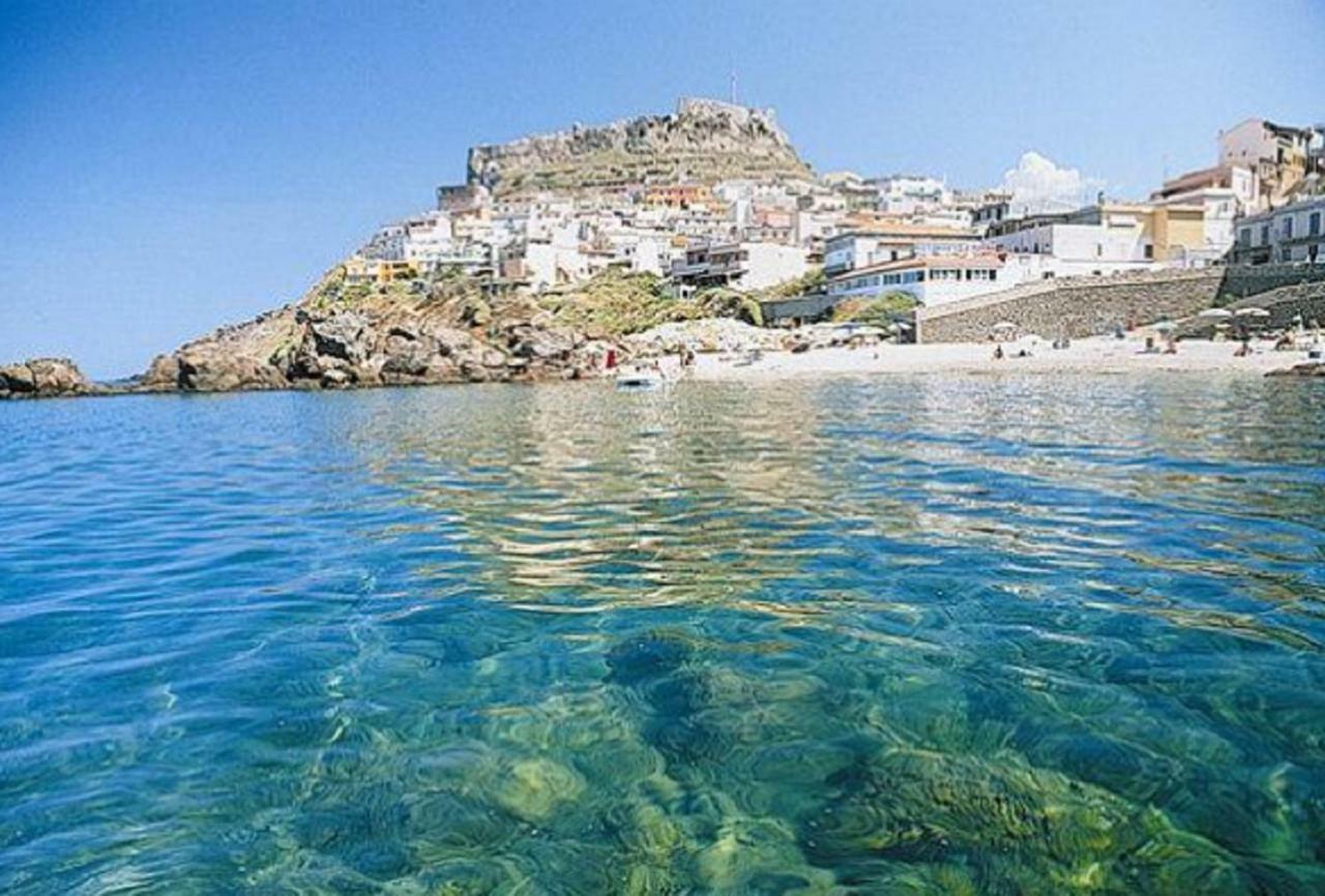 Apartamento La Bella Vista Castelsardo Exterior foto